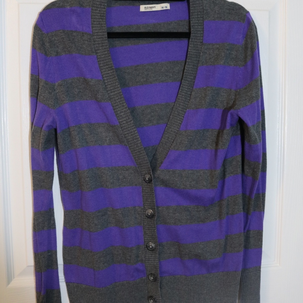 Old Navy Low V-neck Cardigan